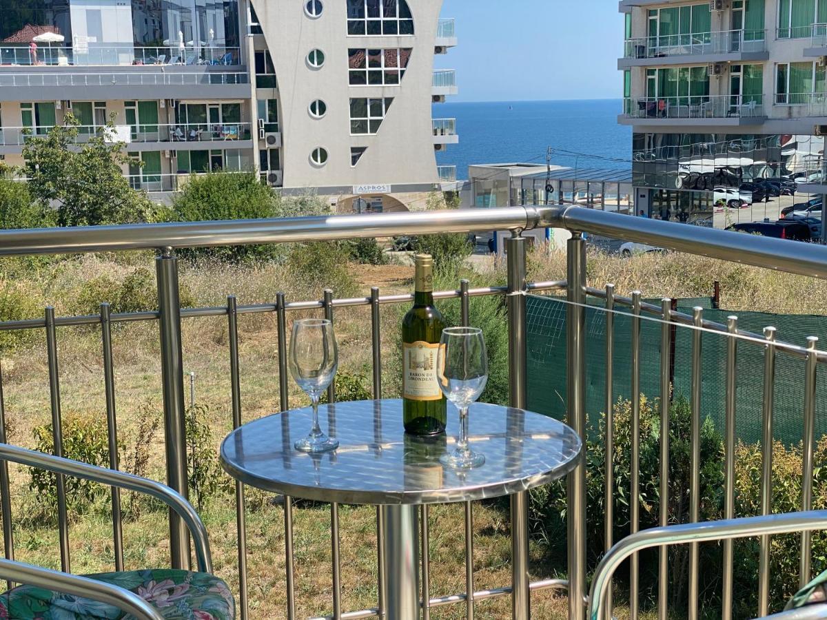 Byala Friendy Sea Apartaments Exteriör bild