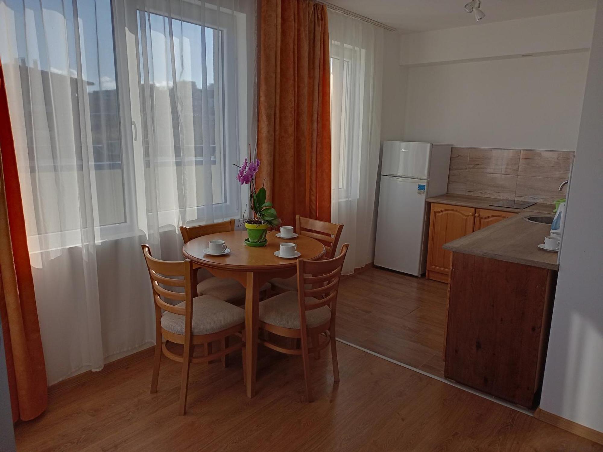 Byala Friendy Sea Apartaments Exteriör bild